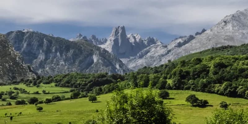 Paisajes y atracciones de Bulnes, Asturias