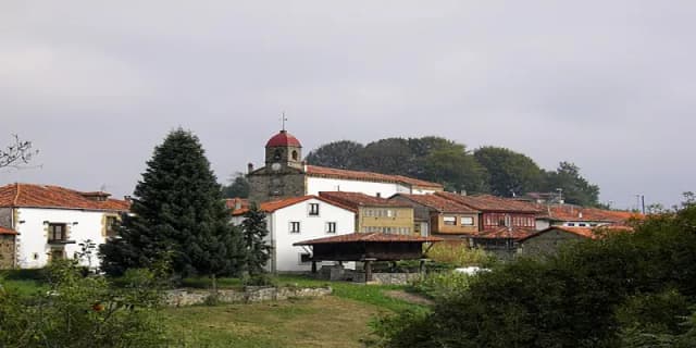 Visita Cabranes en tu viaje por Asturias