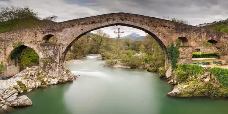 Paisajes y atracciones de Cangas de Onís, Asturias