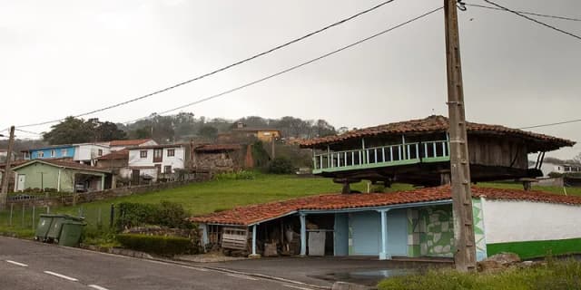 Visita Illas en tu viaje por Asturias