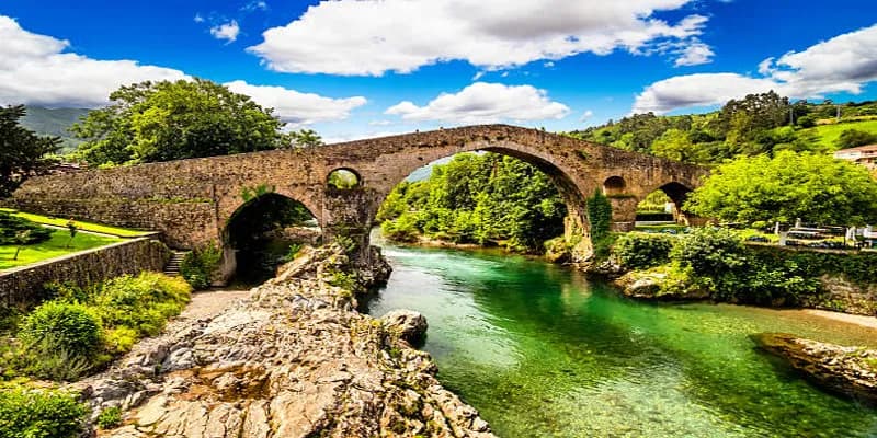 Paisajes y atracciones de Onís, Asturias